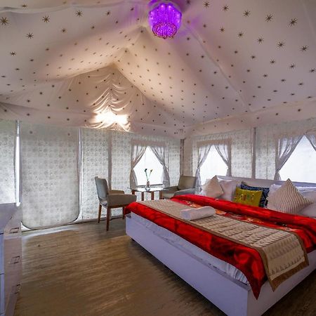 Dawn N Dusk Glamping Tents With Quintessential Valley View Bed and Breakfast Chail Εξωτερικό φωτογραφία